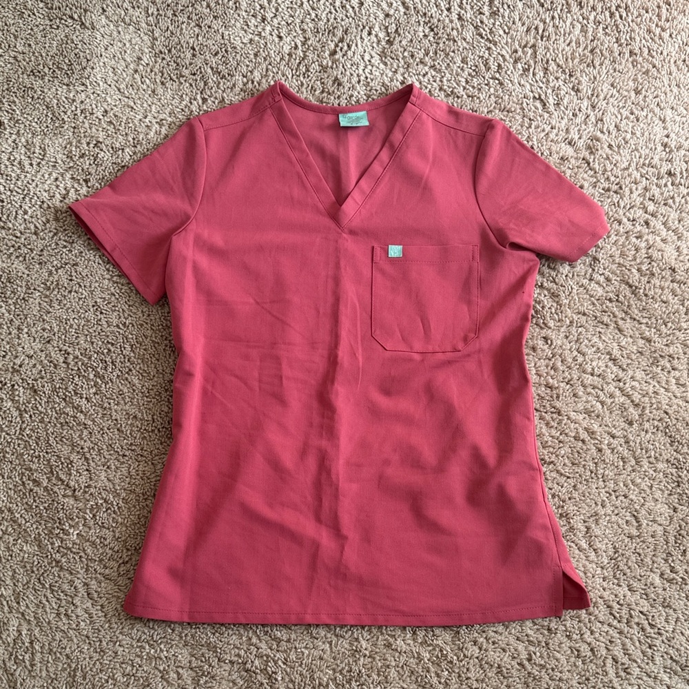Classic V-Neck Short Sleeve One Pocket Scrub Top in Rose